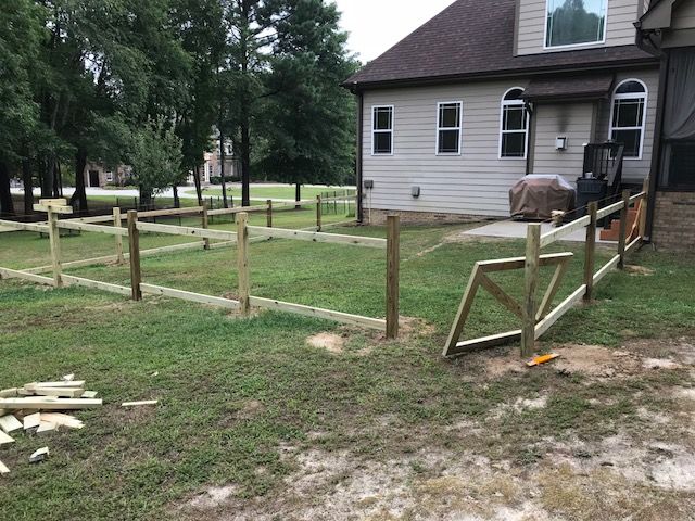 Gothic Picket Fence Slide 3