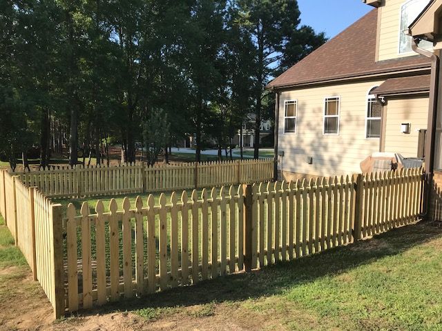 Gothic Picket Fence Slide 7